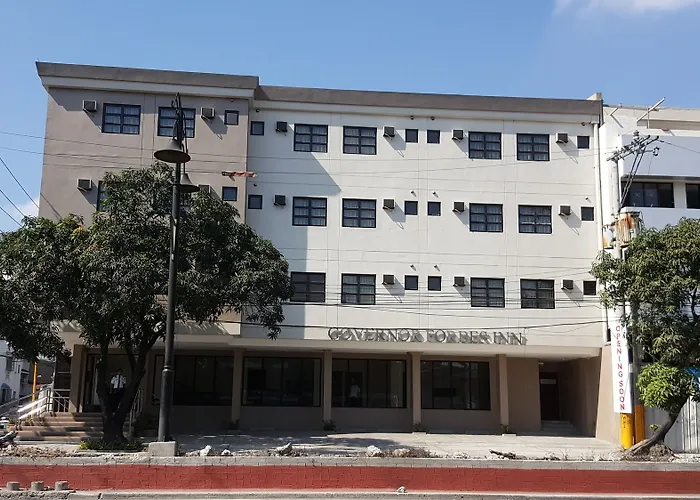 Governor Forbes - Center 3*